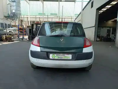 Scrapping Vehicle renault megane ii (bm0/1_, cm0/1_) 1.9 dci (bm0g, cm0g) of the year 2005 powered f9q 800