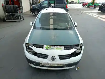 Scrapping Vehicle renault megane ii (bm0/1_, cm0/1_) 1.9 dci (bm0g, cm0g) of the year 2005 powered f9q 800