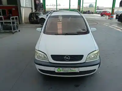 Veículo de Sucata opel zafira a elegance do ano 2000 alimentado z16xe