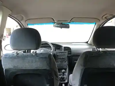 Veículo de Sucata opel zafira a elegance do ano 2000 alimentado z16xe