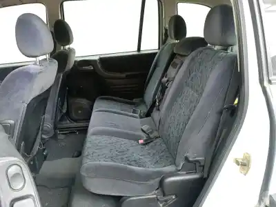 Veículo de Sucata opel zafira a elegance do ano 2000 alimentado z16xe