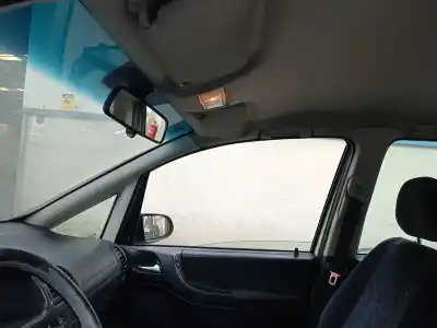 Veículo de Sucata opel zafira a elegance do ano 2000 alimentado z16xe