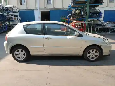 Veicolo di demolizione toyota corolla (_e12_) 1.4 d (nde120_) dell'anno 2006 alimentato 1nd