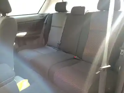 Veicolo di demolizione toyota corolla (_e12_) 1.4 d (nde120_) dell'anno 2006 alimentato 1nd