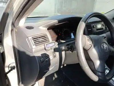 Veicolo di demolizione toyota corolla (_e12_) 1.4 d (nde120_) dell'anno 2006 alimentato 1nd