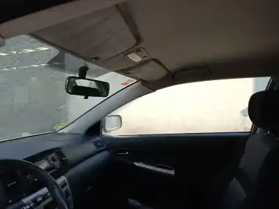 Veicolo di demolizione toyota corolla (_e12_) 1.4 d (nde120_) dell'anno 2006 alimentato 1nd