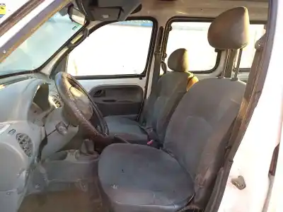 Здавання транспортного засобу renault kangoo (f/kc0) 1.9 diesel року 2001 потужний f8qp6