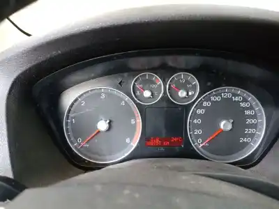 Veículo de Sucata ford focus berlina (cap) 2.0 tdci cat do ano 2007 alimentado g6dd