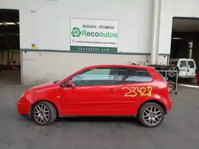 Vehículo de desguace VOLKSWAGEN POLO (9N1)  del año 2004 con motor ATD