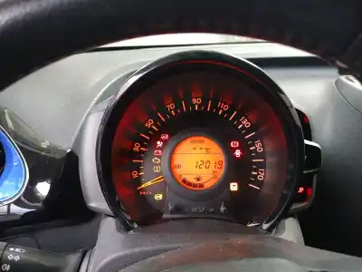 Veicolo di demolizione peugeot 108 1.0 vti 72 dell'anno 2021 alimentato 1kr