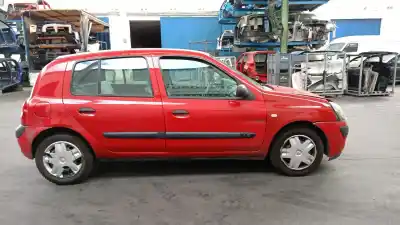 Veículo de Sucata renault clio ii fase i (b/cbo) 1.2 do ano 2003 alimentado d7fg726