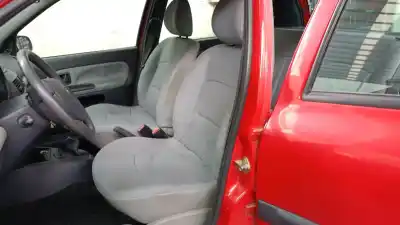 Veículo de Sucata renault clio ii fase i (b/cbo) 1.2 do ano 2003 alimentado d7fg726