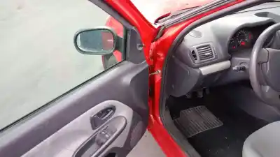 Veículo de Sucata renault clio ii fase i (b/cbo) 1.2 do ano 2003 alimentado d7fg726