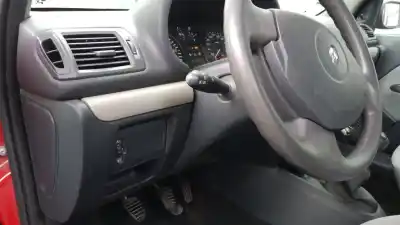 Veículo de Sucata renault clio ii fase i (b/cbo) 1.2 do ano 2003 alimentado d7fg726