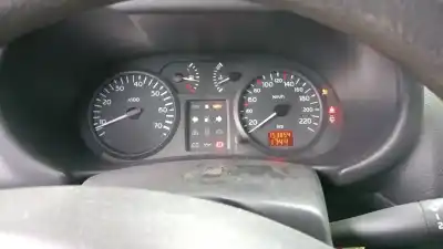 Veículo de Sucata renault clio ii fase i (b/cbo) 1.2 do ano 2003 alimentado d7fg726