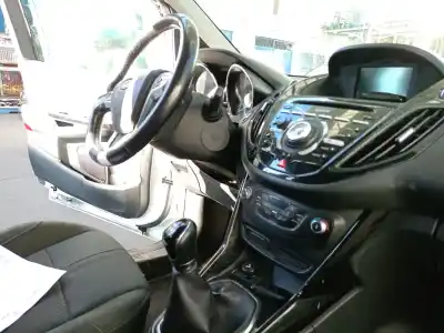 Здавання транспортного засобу ford b-max (jk) 1.6 tdci року 2014 потужний t3jb