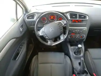 Veículo de Sucata citroen c4 lim. collection do ano 2011 alimentado 9h06