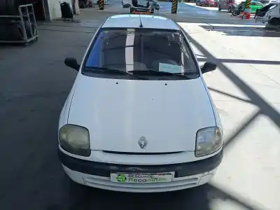 Veículo de Sucata renault clio ii fase i (b/cbo) 1.9 d alize do ano 1999 alimentado f8qk630