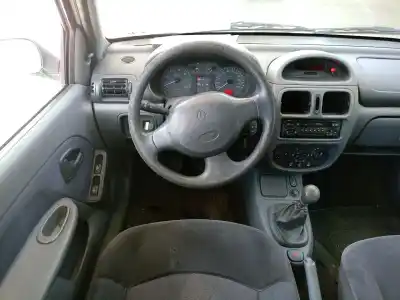 Veículo de Sucata renault clio ii fase i (b/cbo) 1.9 d alize do ano 1999 alimentado f8qk630