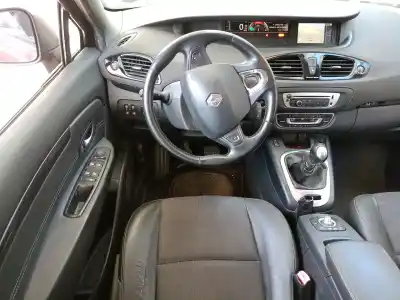 Veículo de Sucata renault grand scénic iii (jz0/1_) 1.6 dci (jz00, jz12) do ano 2013 alimentado r9ma402