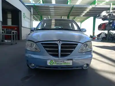Veículo de Sucata ssangyong rodius i 2.7 xdi do ano 2005 alimentado d27dt