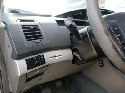Veículo de Sucata ssangyong rodius i 2.7 xdi do ano 2005 alimentado d27dt