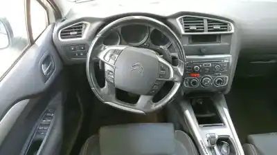 Veículo de Sucata citroen c4 lim. 1.6 hdi fap do ano 2011 alimentado 9h05