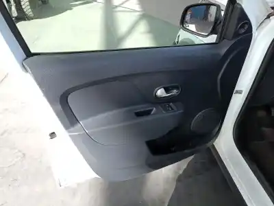 Veículo de Sucata dacia sandero 0.9 tce cat do ano 2018 alimentado h4bb410