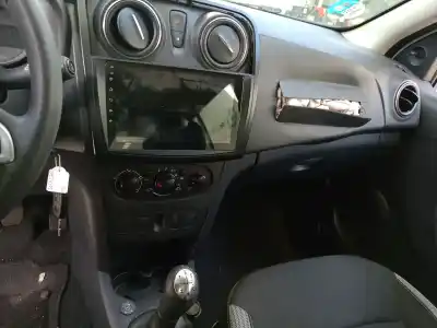 Veículo de Sucata dacia sandero 0.9 tce cat do ano 2018 alimentado h4bb410