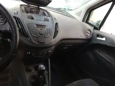 Veículo de Sucata ford transit courier b460 furgoneta/monovolumen 1.5 ecoblue do ano 2020 alimentado xvce