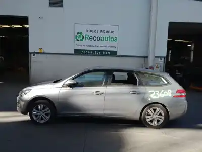 Здавання транспортного засобу PEUGEOT 308 SW II (LC_, LJ_, LR_, LX_, L4_) 1.6 HDI / BLUEHDI 115 (LCBHXM, LCBHXT) року 2015 потужний 9H05