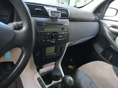 Veículo de Sucata fiat stilo (192) 1.9 jtd cat do ano 2005 alimentado 192a9000