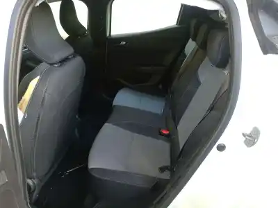 Scrapping Vehicle renault clio v (b7_) 1.6 e-tech 140 (b7mu) of the year 2024 powered h4m 632
