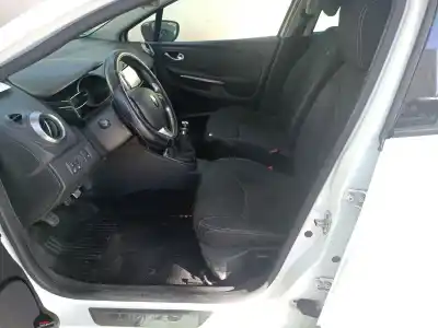 Здавання транспортного засобу renault clio iv 0.9 року 2015 потужний h4b408