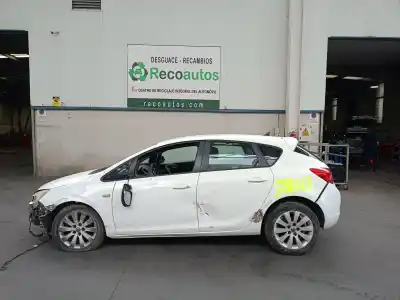 Здавання транспортного засобу opel astra j (p10) 1.7 cdti (68) року 2010 потужний a17dtr