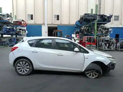 Здавання транспортного засобу opel astra j (p10) 1.7 cdti (68) року 2010 потужний a17dtr
