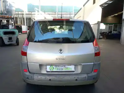Veicolo di demolizione renault scénic ii (jm0/1_) 1.6 16v (jm1r) dell'anno 2008 alimentato k4m9766