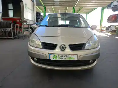 Veicolo di demolizione renault scénic ii (jm0/1_) 1.6 16v (jm1r) dell'anno 2008 alimentato k4m9766