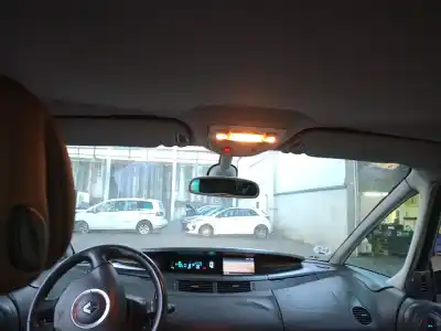 Veicolo di demolizione renault espace iv (jk0/1_) 2.0 dci (jk03 jk04 jk1c jk1g jk1j jk1k) dell'anno 2007 alimentato m9rc7