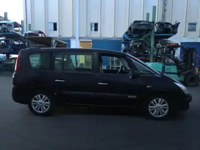 Veicolo di demolizione renault espace iv (jk0/1_) 2.0 dci (jk03 jk04 jk1c jk1g jk1j jk1k) dell'anno 2007 alimentato m9rc7