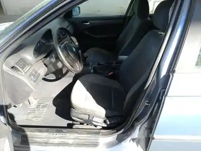 Veículo de Sucata bmw serie 3 touring (e46) 2.0 16v diesel cat do ano 2001 alimentado 204d4