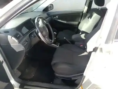 Vehicul casat toyota corolla (_e12_) 2.0 d-4d (cde120r_ cde120l_) al anului 2006 alimentat 1cdftv