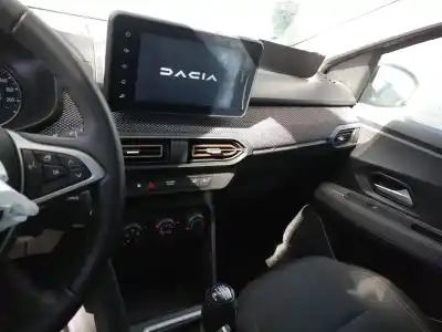 Sloopvoertuig dacia sandero iii 1.0 tce 90 van het jaar 2024 aangedreven h4df480