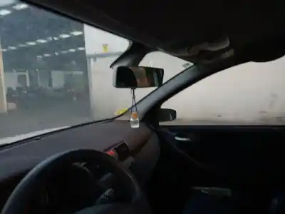 Veicolo di demolizione fiat stilo (192_) 1.6 16v (192_xb1a) dell'anno 2002 alimentato 182b6000