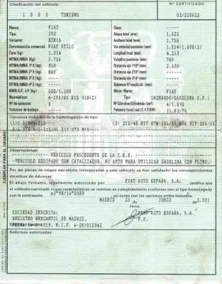 Veicolo di demolizione fiat stilo (192_) 1.6 16v (192_xb1a) dell'anno 2002 alimentato 182b6000