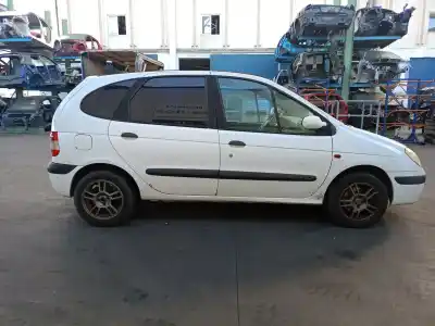 Здавання транспортного засобу renault scenic (ja..) 1.9 dti diesel 80 cv / 59 kw року 2002 потужний f9qq744