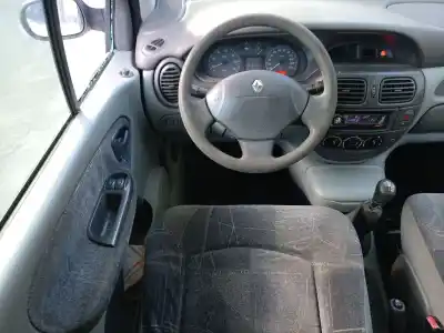 Здавання транспортного засобу renault scenic (ja..) 1.9 dti diesel 80 cv / 59 kw року 2002 потужний f9qq744