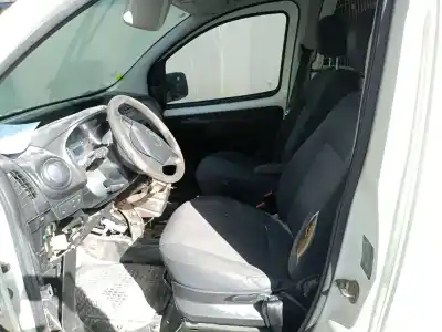 Veículo de Sucata citroen nemo 1.3 hdi fap do ano 2013 alimentado 199a9000