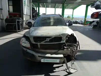 Veículo de Sucata volvo xc90 2.4 diesel cat do ano 2005 alimentado d5244t4