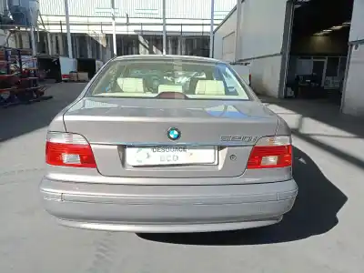 Veículo de Sucata bmw serie 5 berlina (e39) 2.2 24v cat do ano 2003 alimentado 226s1